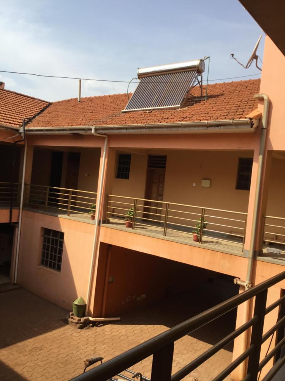 Motel Tuku Masindi Esterno foto